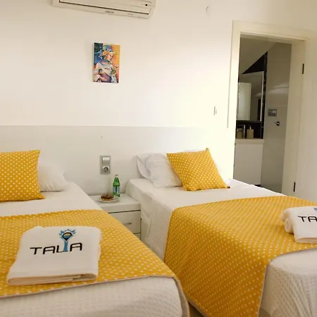 Tala 16 Villa *